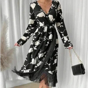 SHEIN  Frenchy Floral Print Fringe Trim Wrap Hem Dress  size 1 XL